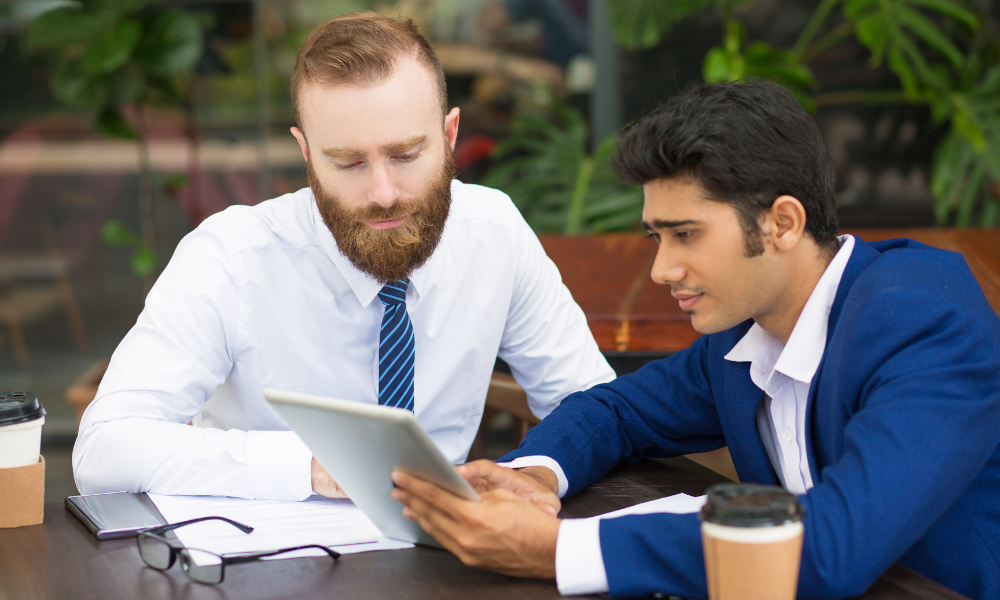 Top Reasons Why Small Businesses in the UAE Need a Business Consultant